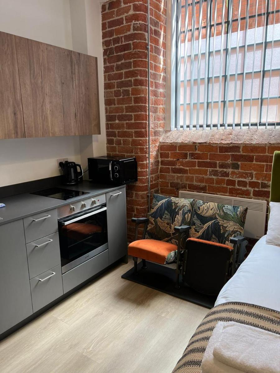 Silk Mill Studio Sleeps 3 - Housity