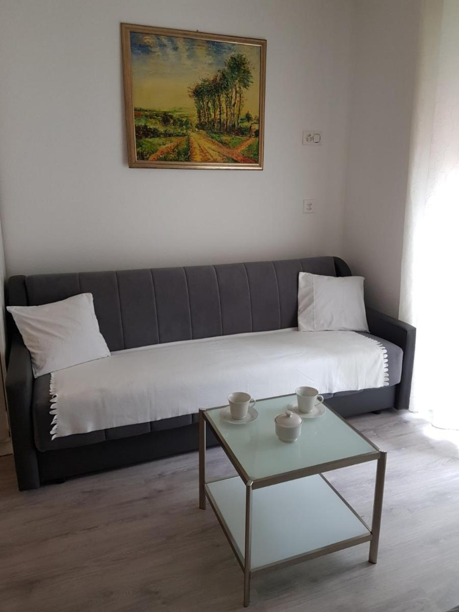 FARAON pn 2 - Housity