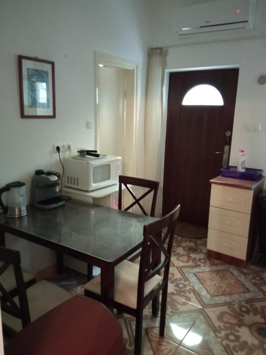 Suitetrails - Fyred Villa Apartman