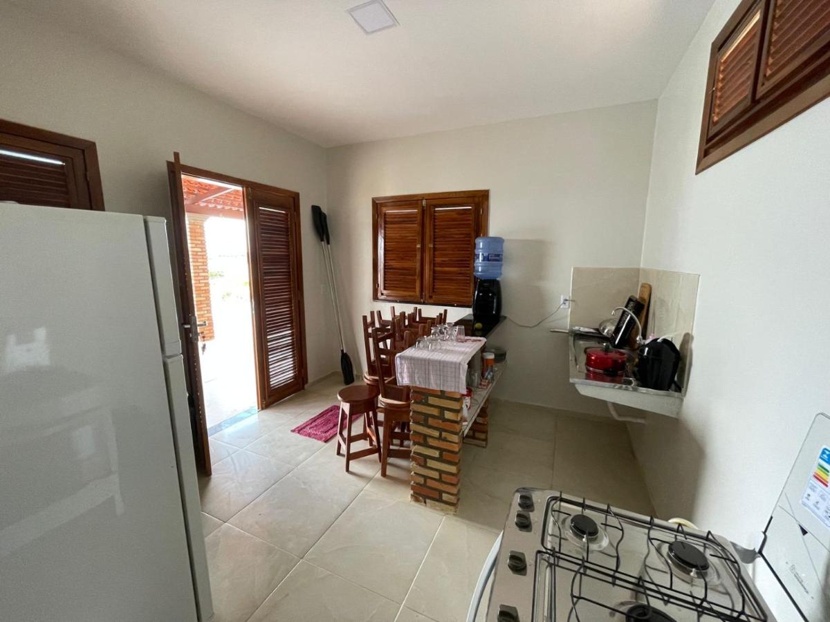 Chalés super confortáveis com piscina e deck - Housity