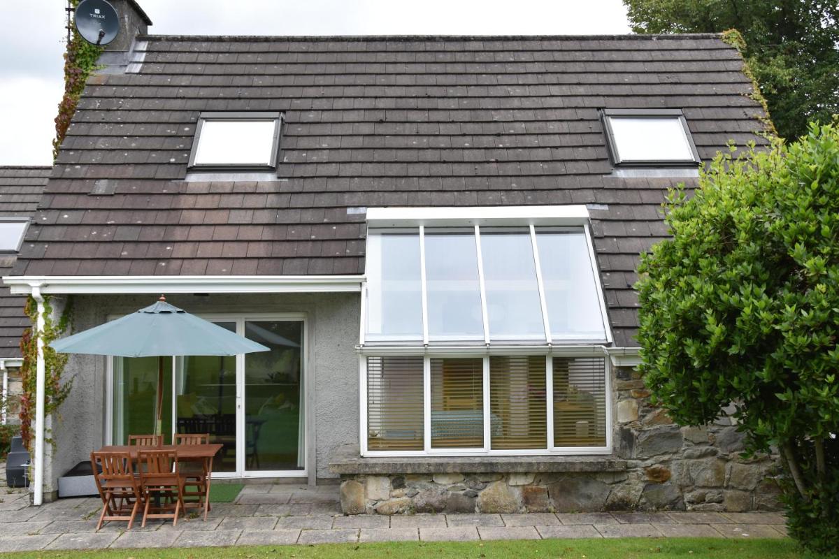 Cottage within the grounds Rathmullan House Hotel - Housity