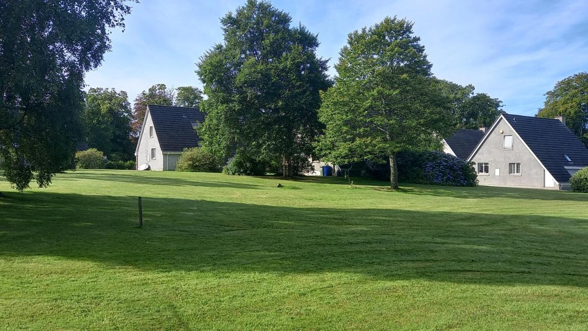 Cottage within the grounds Rathmullan House Hotel - Housity
