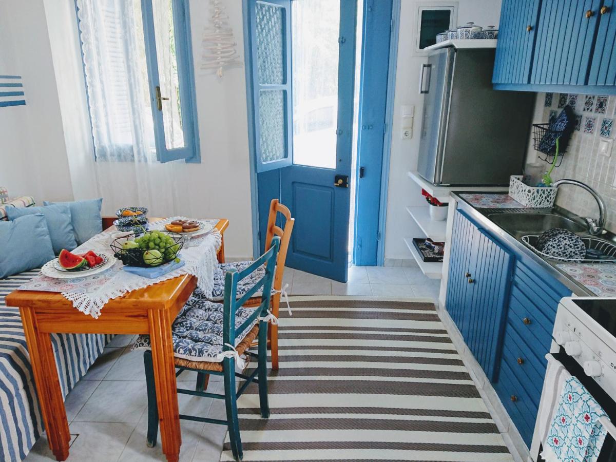 ~~ Sea Breeze covered house ~~ - Housity