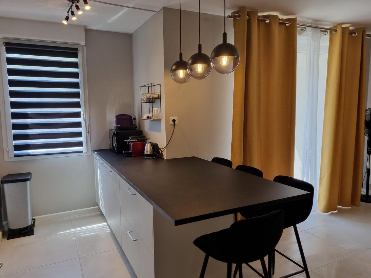 LE MONTI appartement proche MEETT, Aéroport Blagnac, Airbus, Golf international de Seilh - Housity