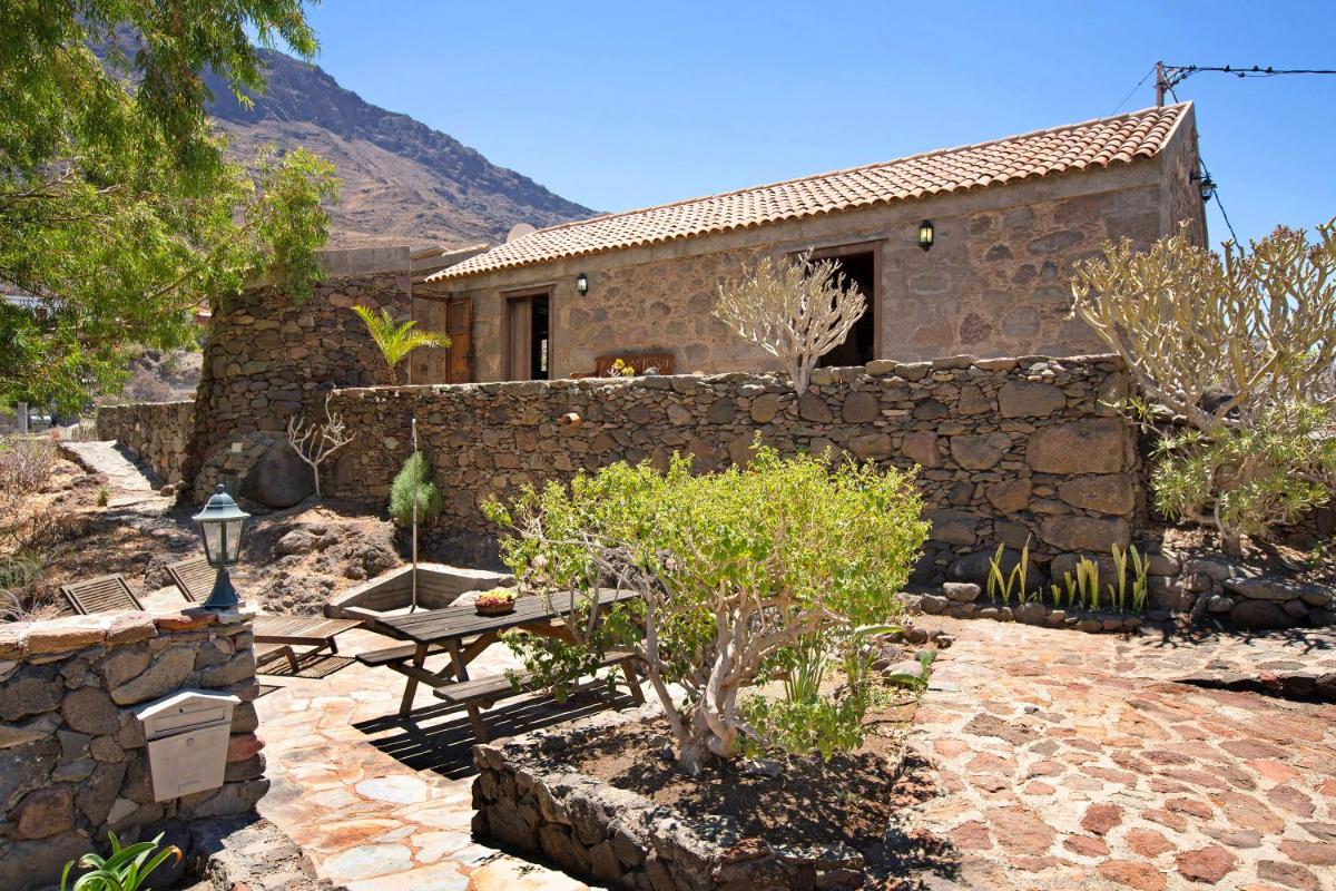 Lengua de Lava - Housity