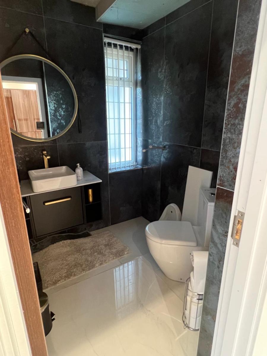 Luxury home in Hatch End - Housity