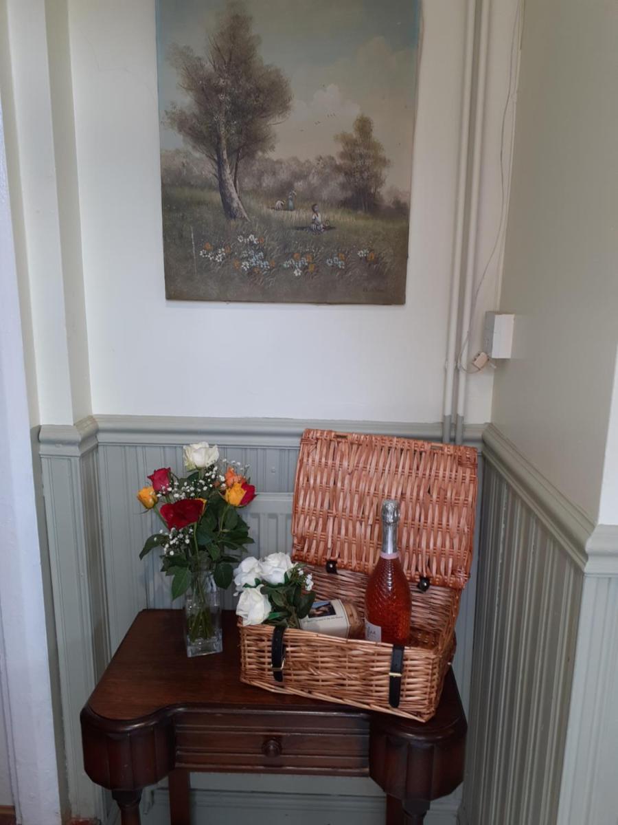 Rose Cottage - Housity