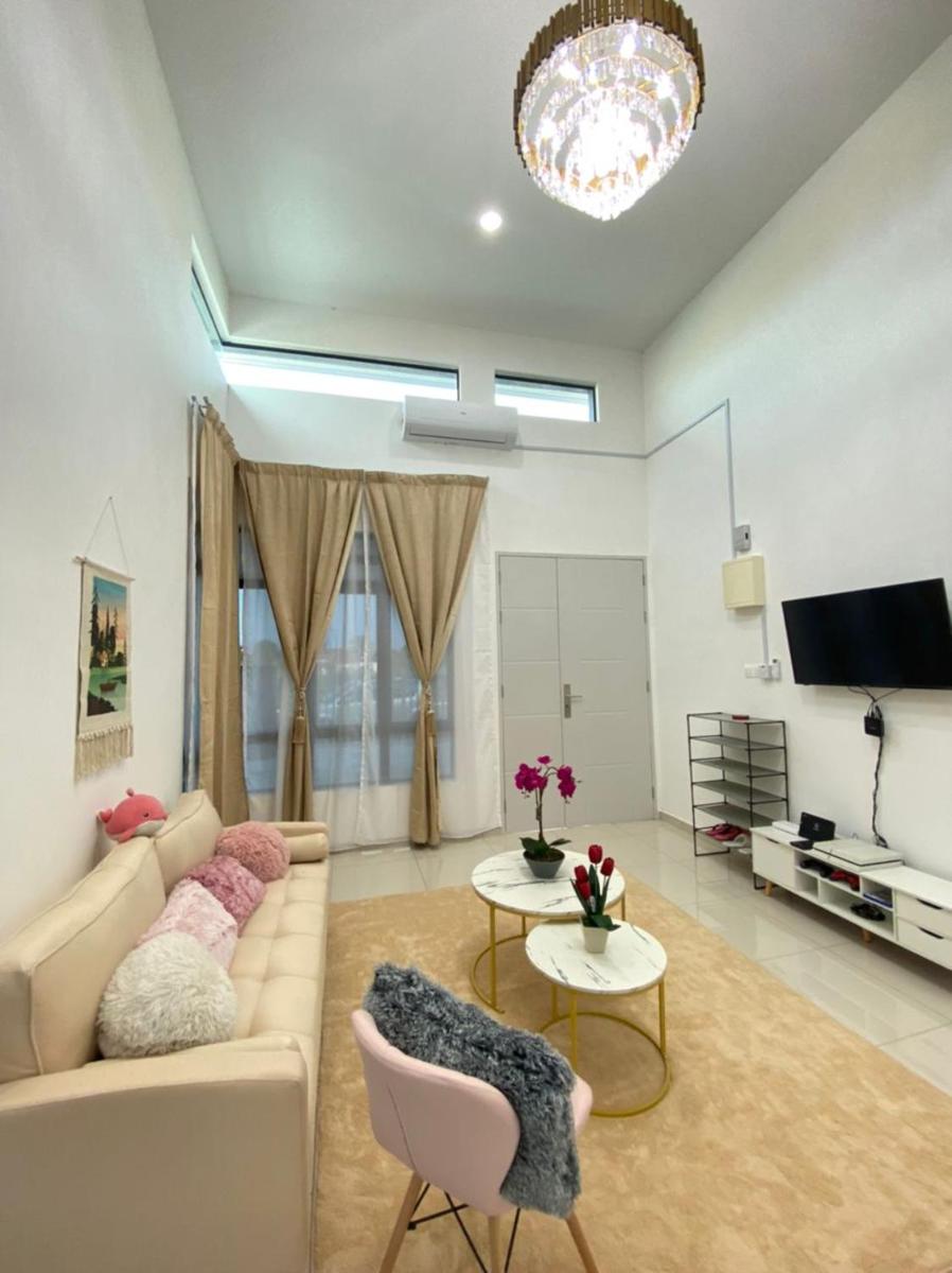 Homestay NurQaseh D’Klebang - Housity