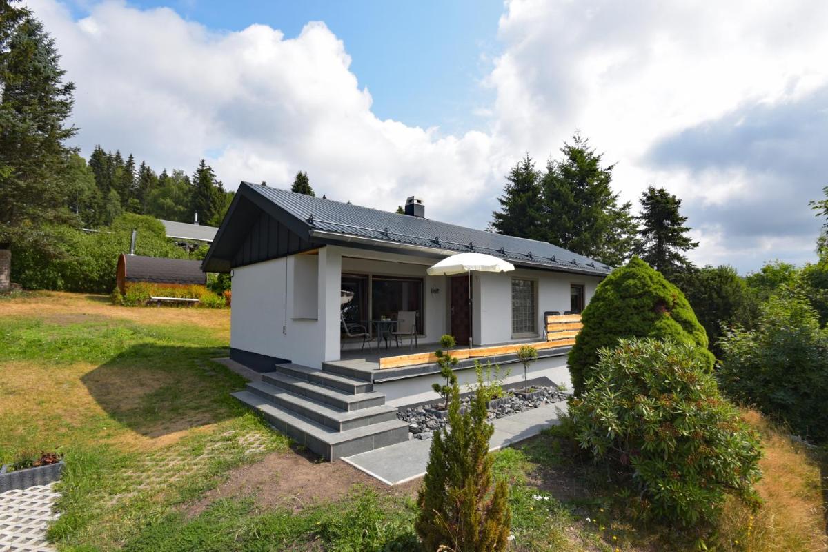 Bungalow im Thüringer Wald/ Haus Selma - Housity