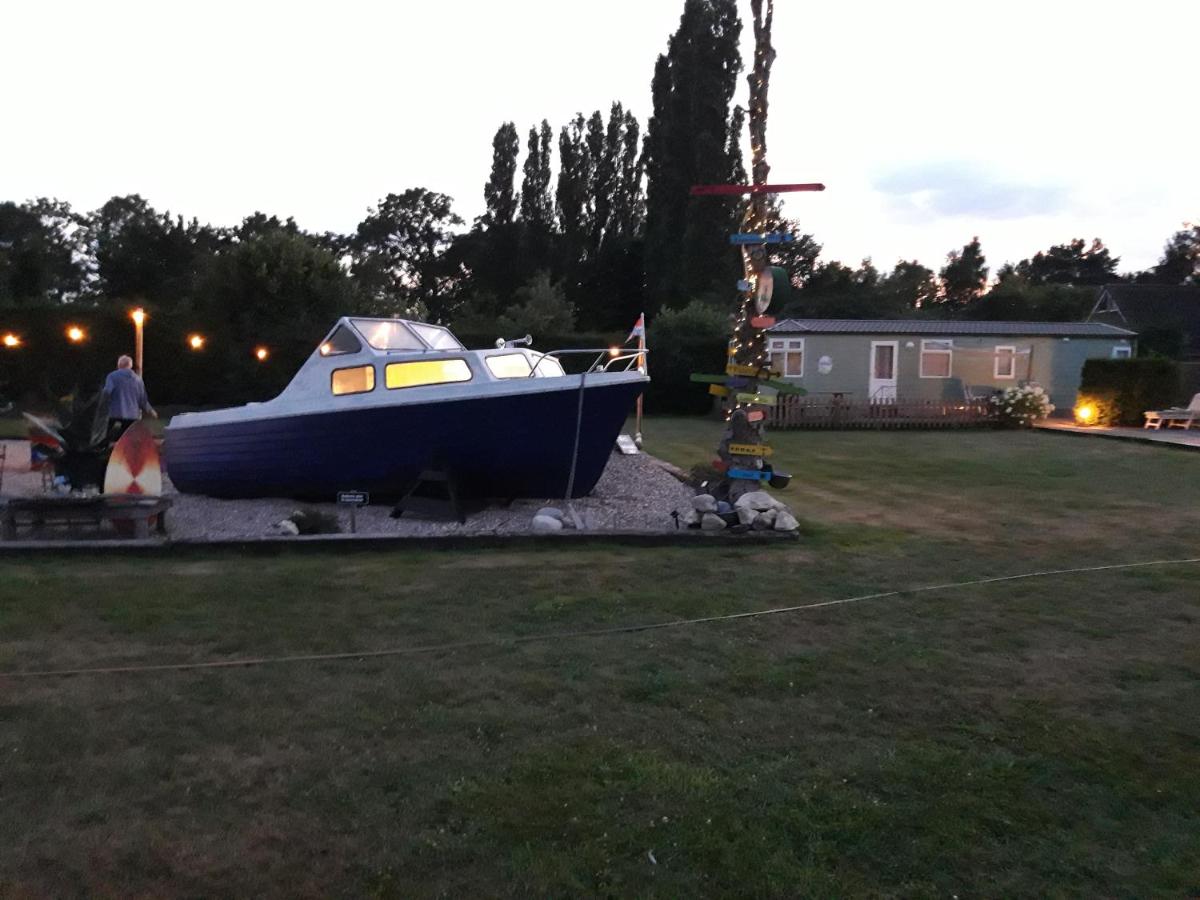Locatie Het Knooppunt Engelse Chalet - Housity
