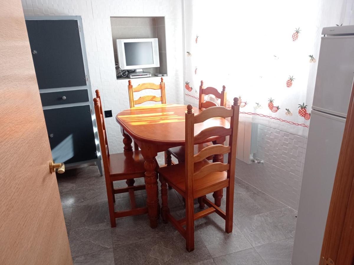 Casa Rural Estajero - Housity