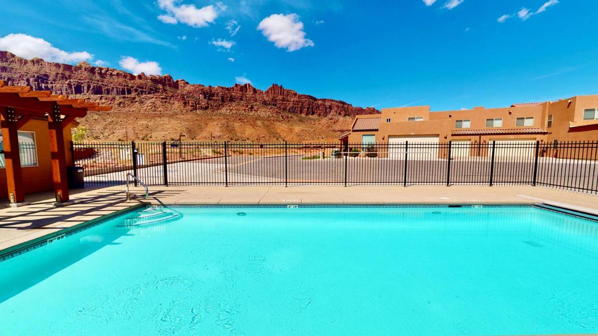 Slick Rock Reserve #12A3 - Housity