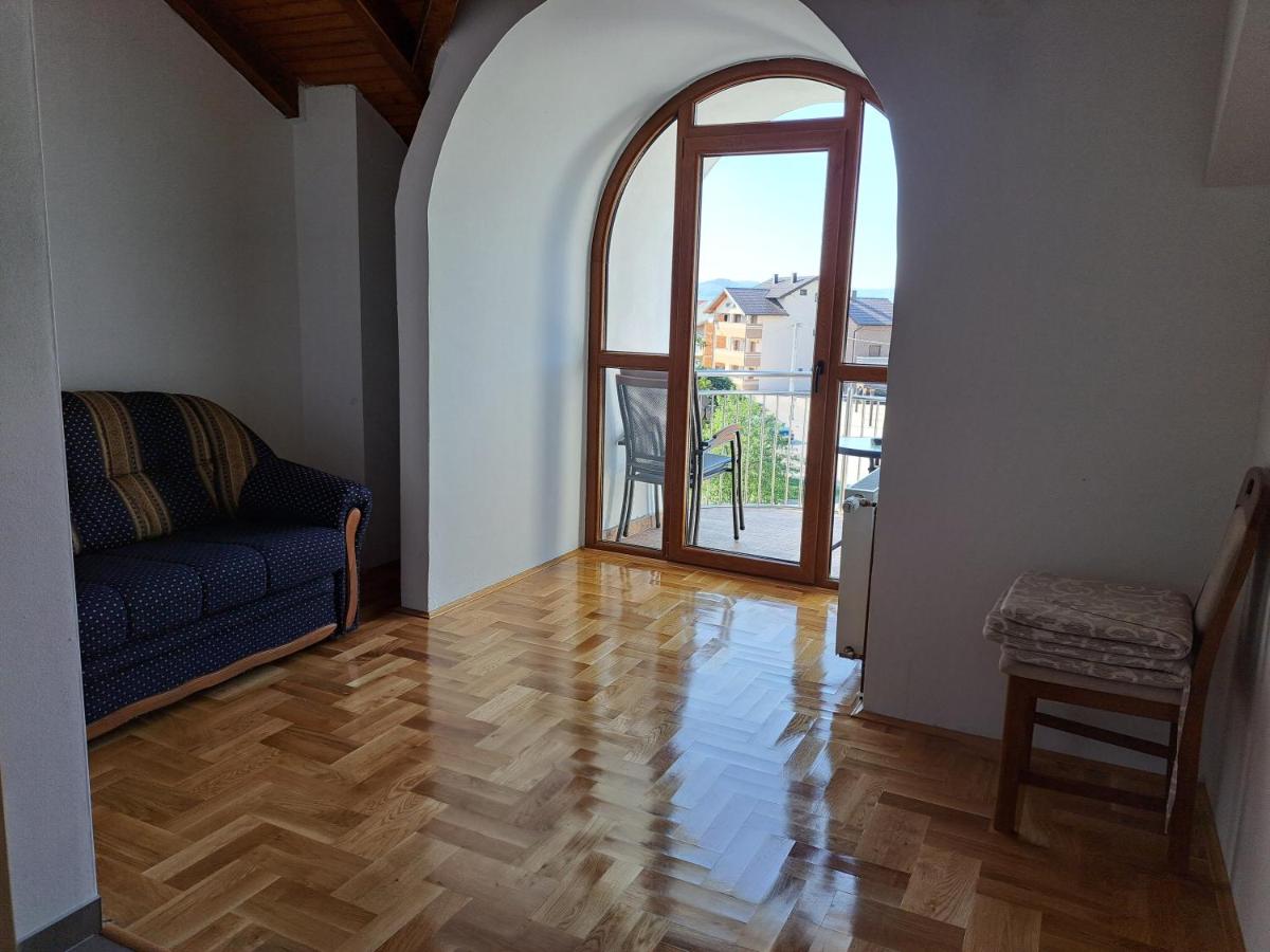 Apartman Bubic - Housity