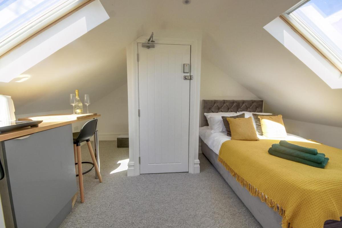 Bay City Studio Apartments by Staying-Away - Housity