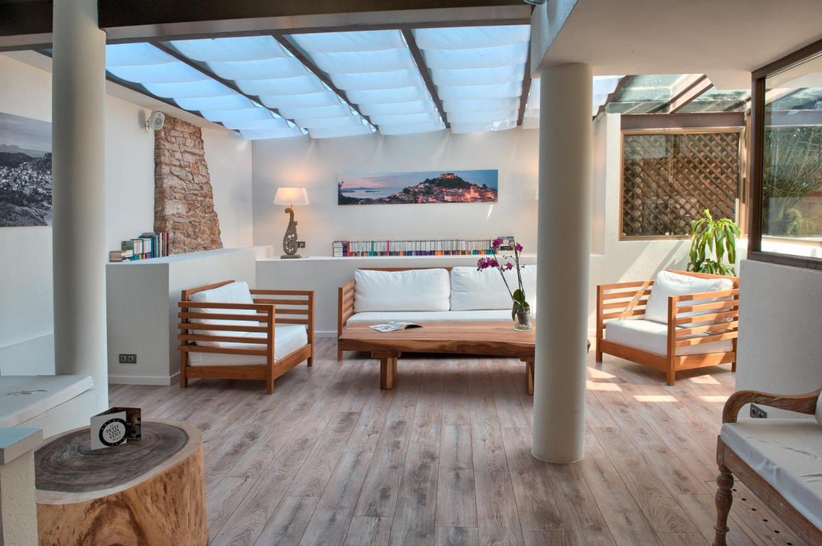 El Petit Convent - Housity
