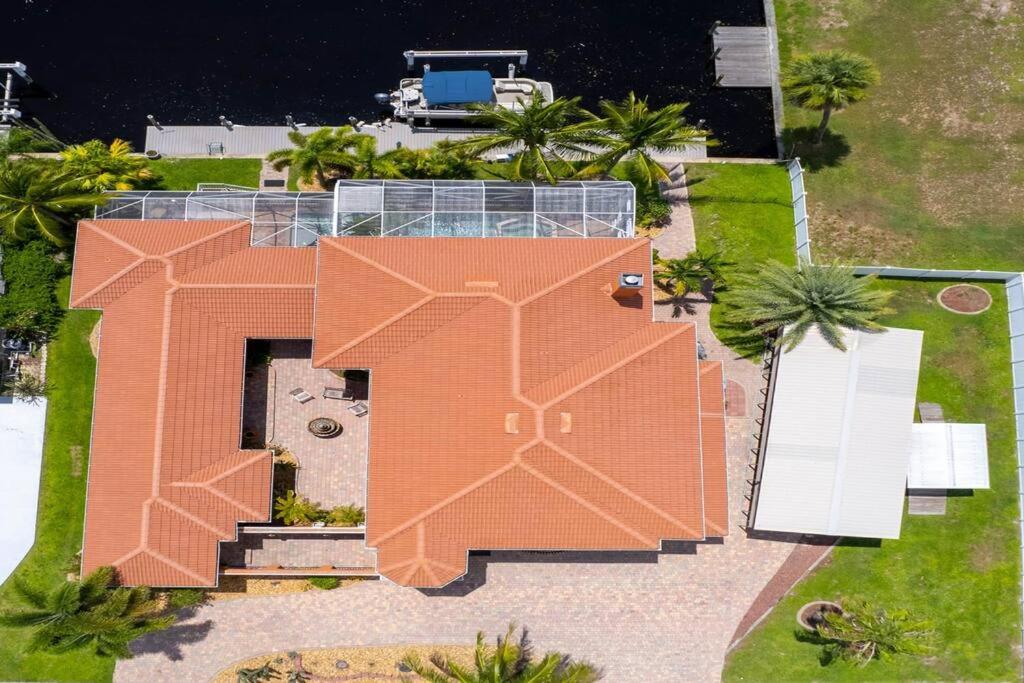 Casa Del Sol - Mediterranean Style Waterfront Pool Home - Housity