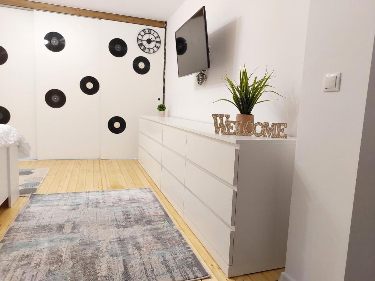 Suitetrails - STUDIO 22