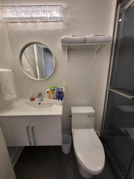 *NEW* Lovely Niagara Falls Vacation Home - Housity