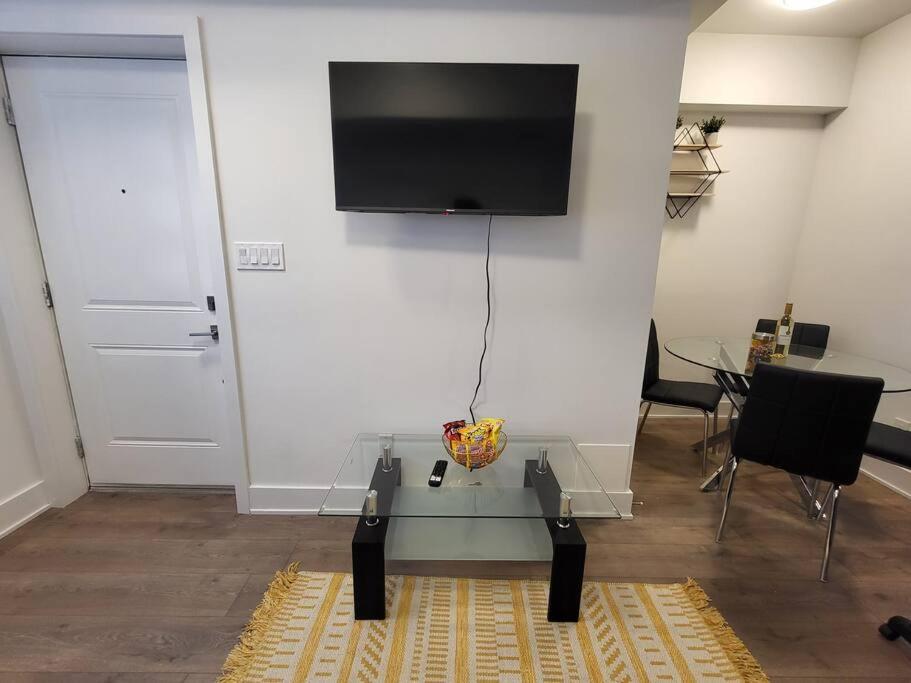 *NEW* Lovely Niagara Falls Vacation Home - Housity