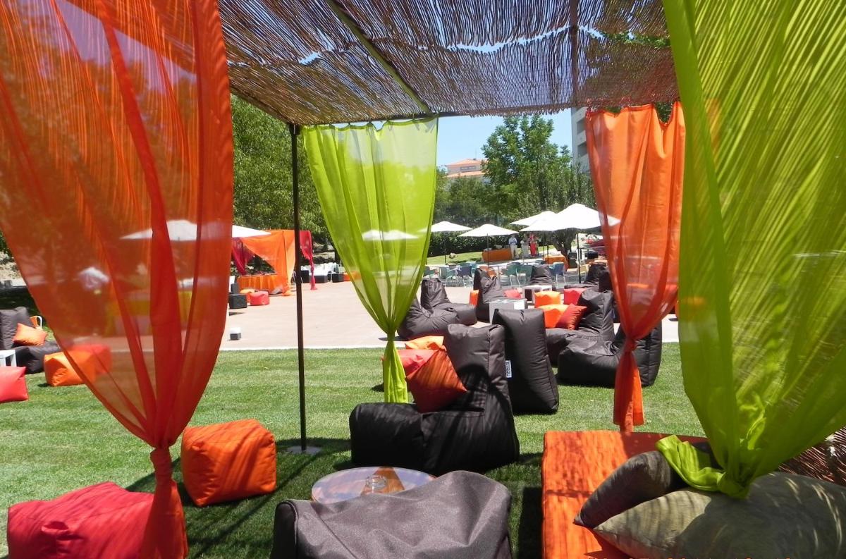 Um jardim no exterior de Hotel Lusitania Congress & Spa