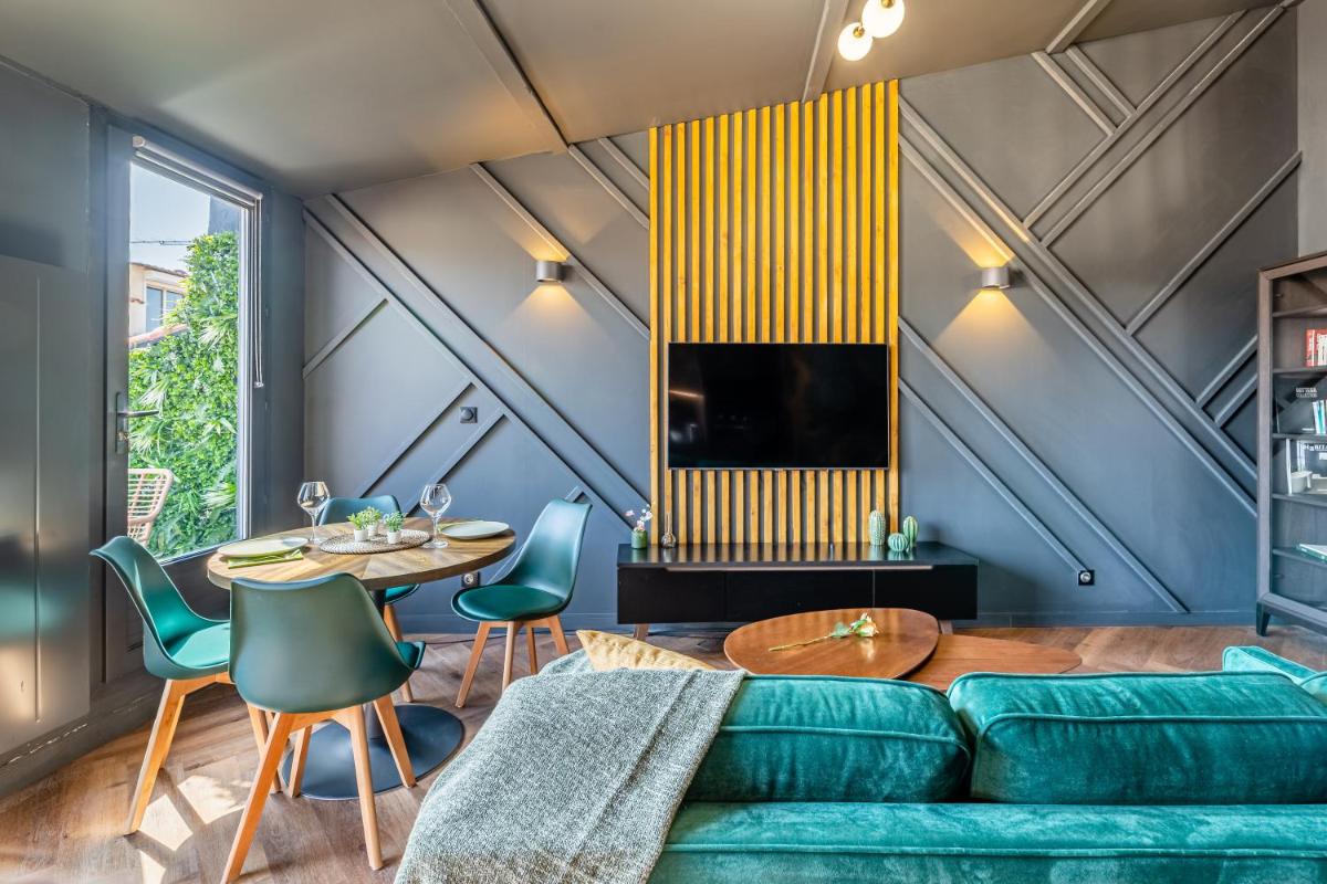 LOFT EN VILLE - Duplex Terrasse coeur historique avec vue dégagée & Parking souterrain Offert - Housity