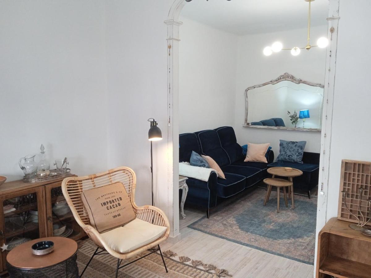 Piso Iwvaxi, gallery house. Ourense. - Housity