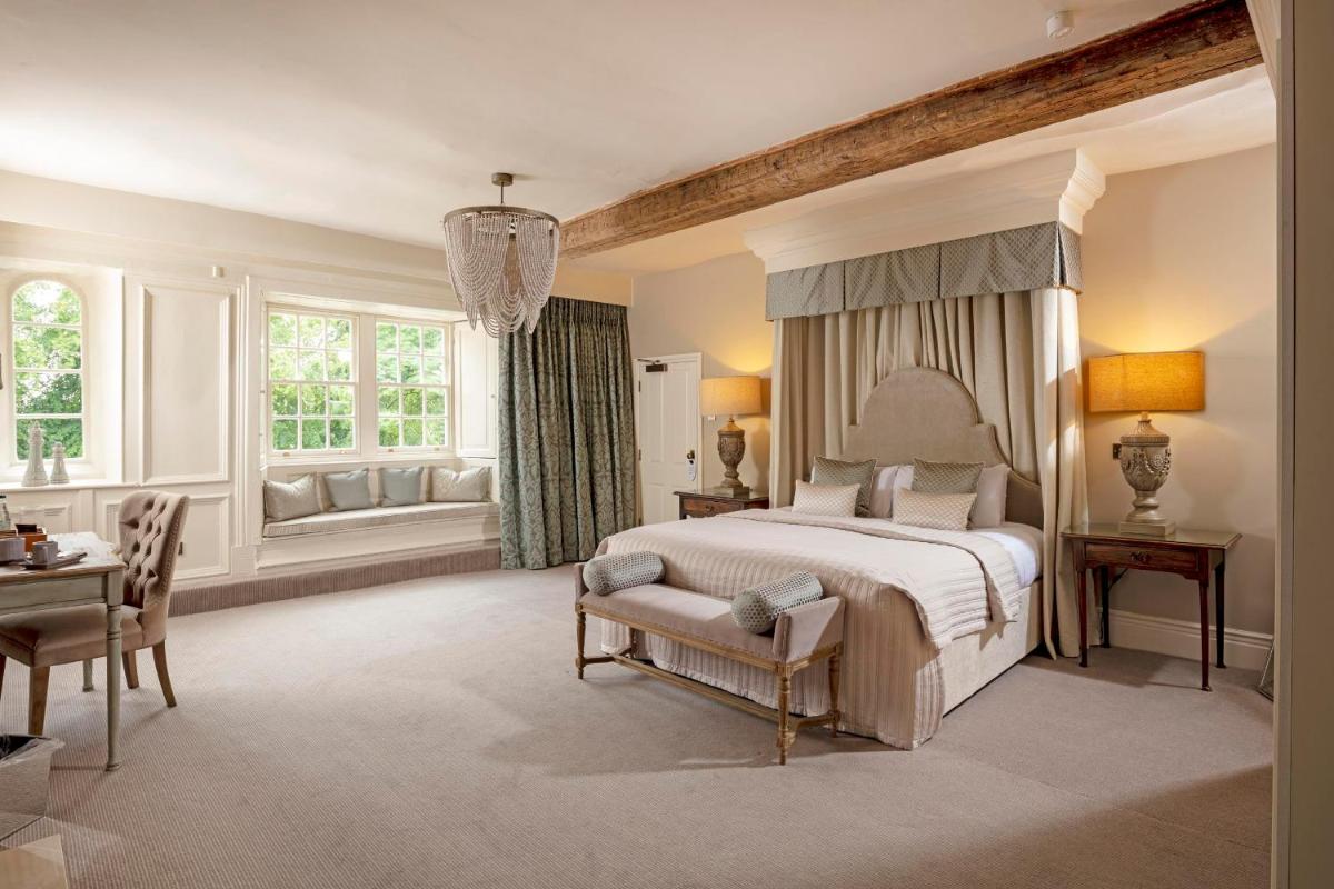 Suitetrails - Manor House Hotel