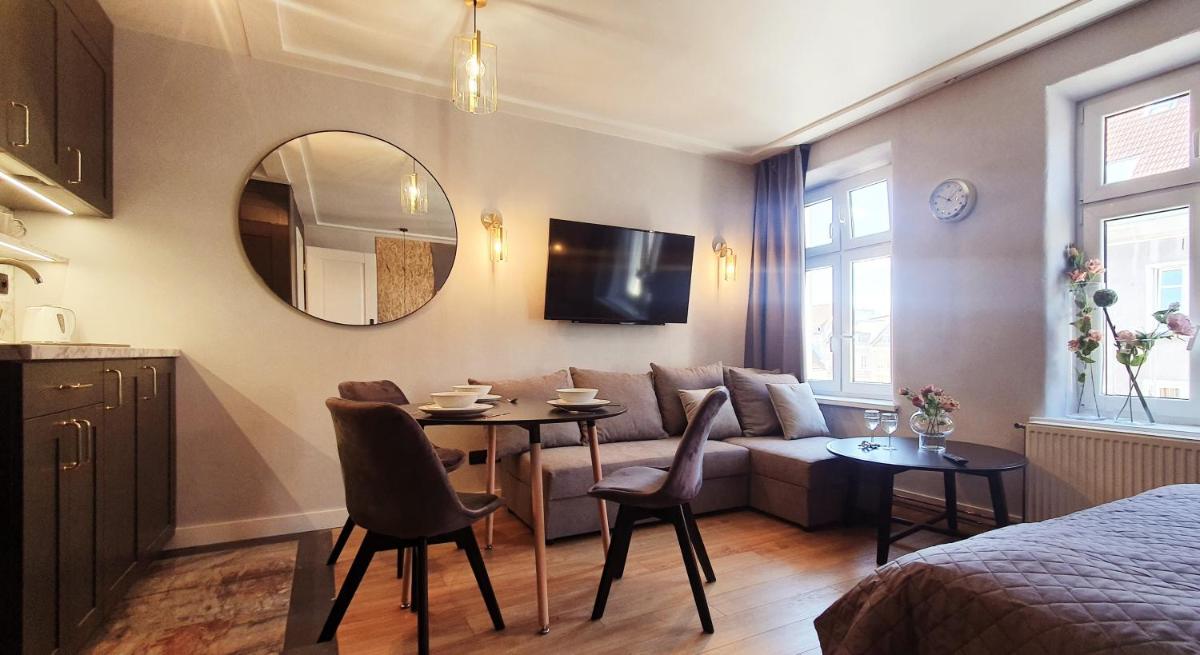 DK Apartamenty Mendelsohna - Housity