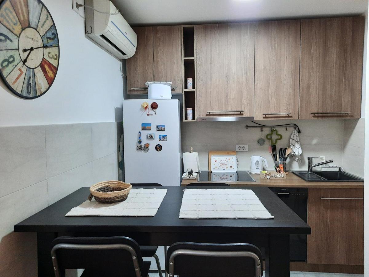 Biser Dunava -- Pearl of Danube Apartment - Hizvo