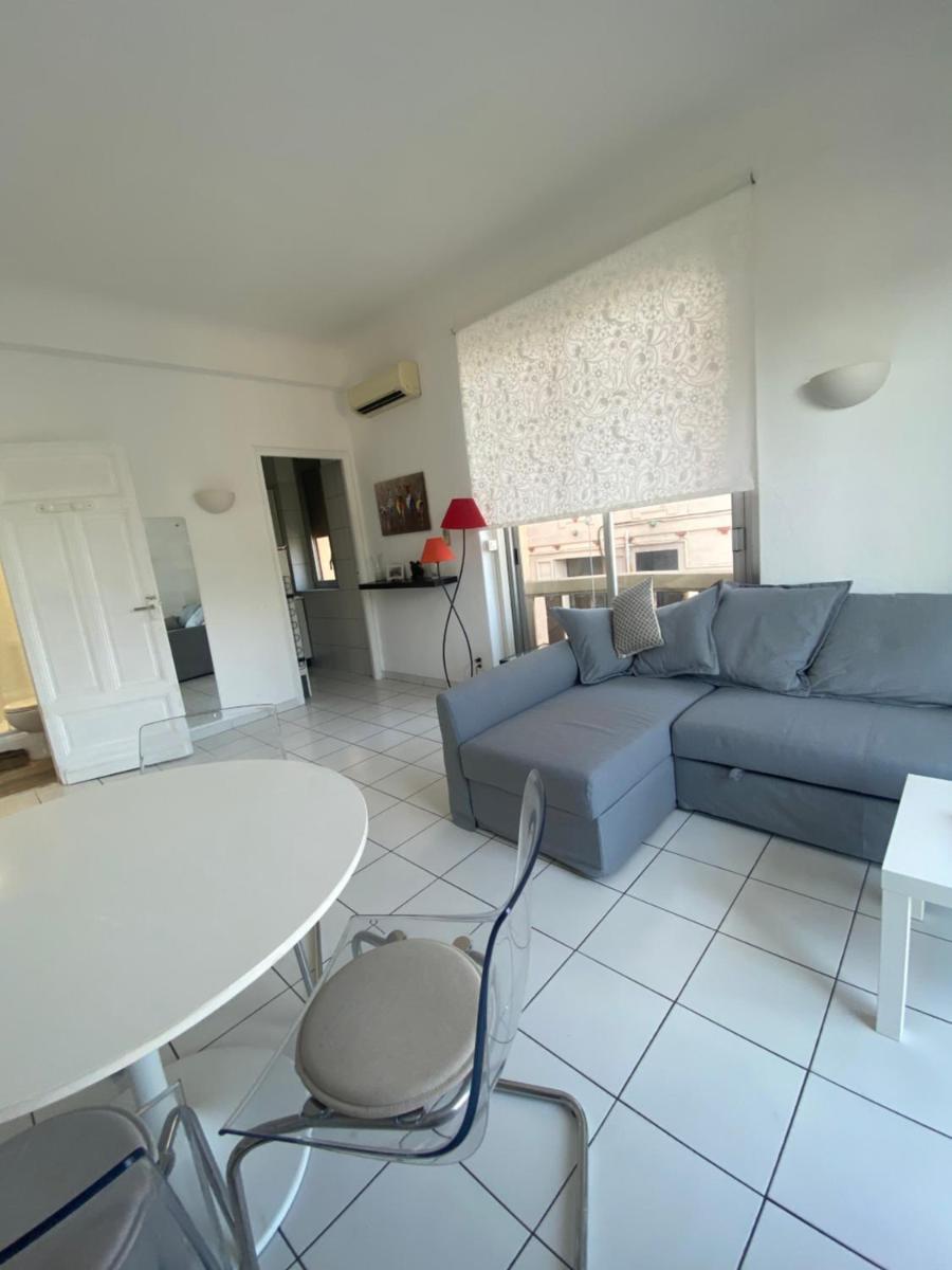Suitetrails - Toulon Mourillon, Panoramic sea view apartment Facing the beaches