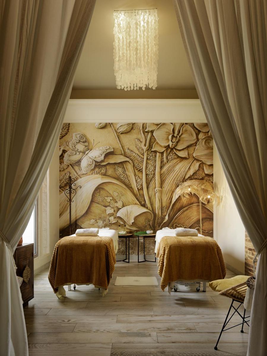 Cama o camas de una habitación en Royal River, Luxury Hotel - Adults Only