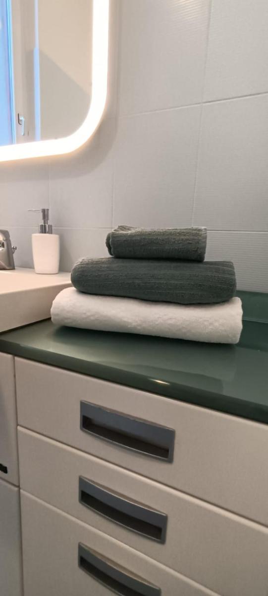 Appartamento DeLuxe con parcheggio gratuito - Housity