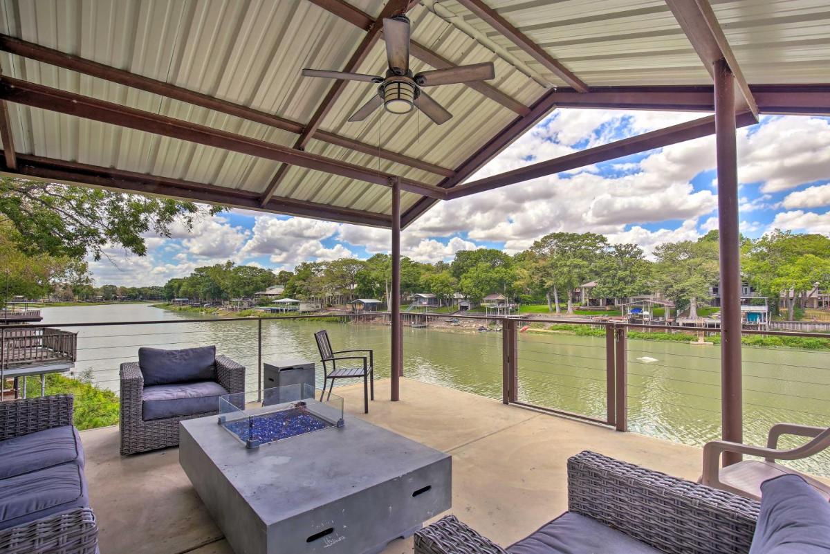 Lake Placid Paradise with Dock, Grill and Kayaks! - Housity
