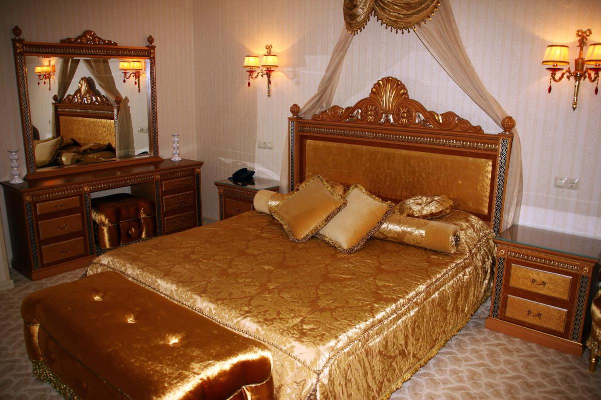 Hotel Zagorodny Ochag - Housity