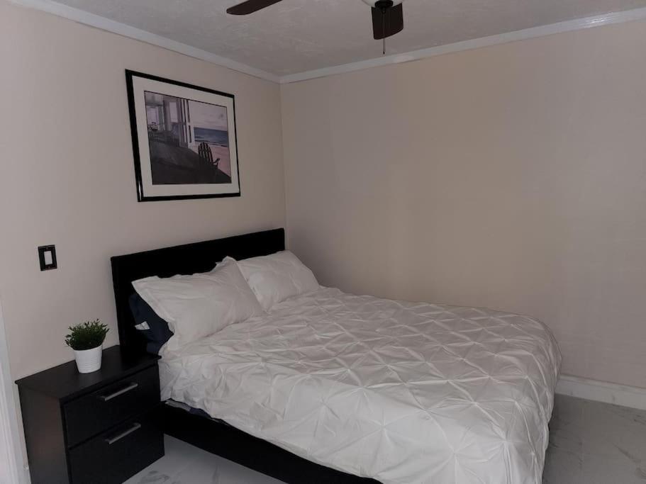 Charming 3bdrm home in N. Lauderdale - Housity