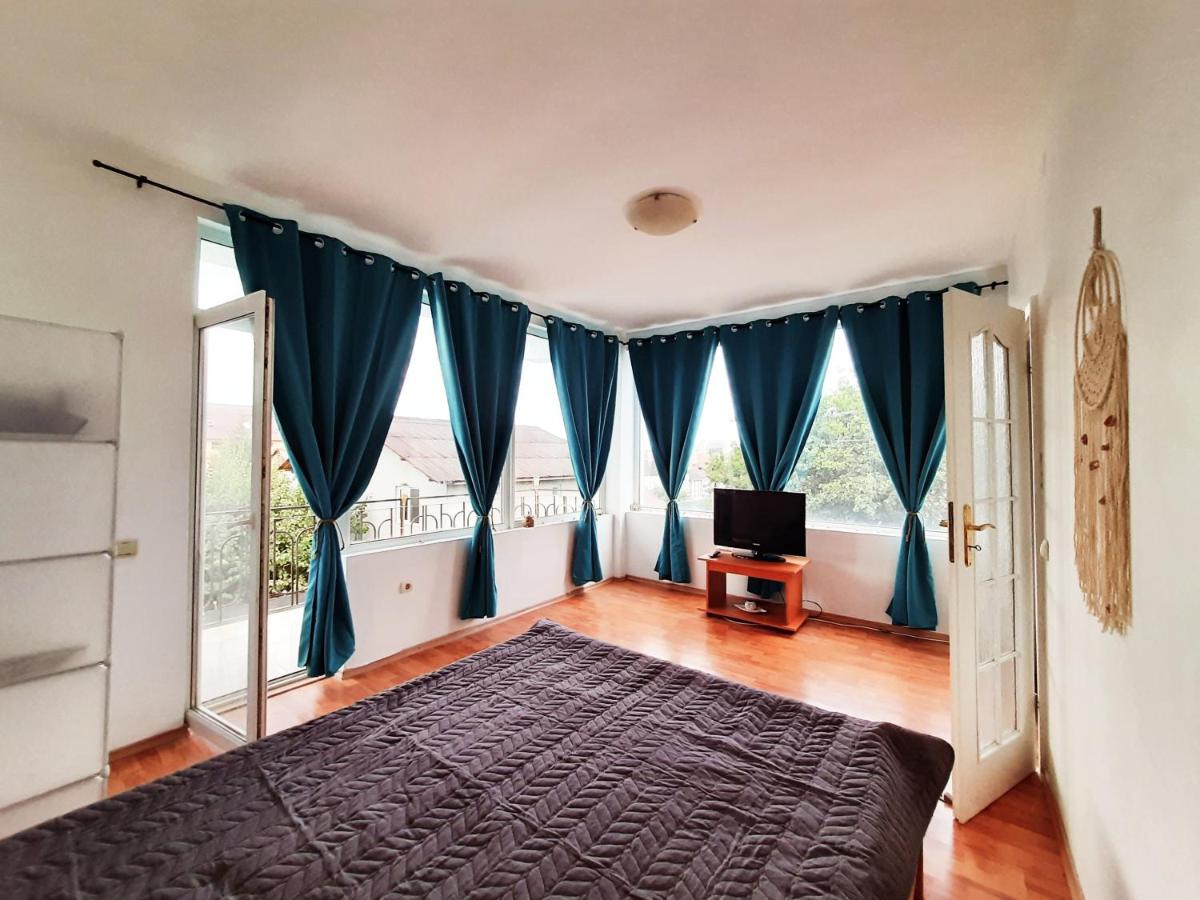 Cozy Summer Residence - Sun Studio - Housity