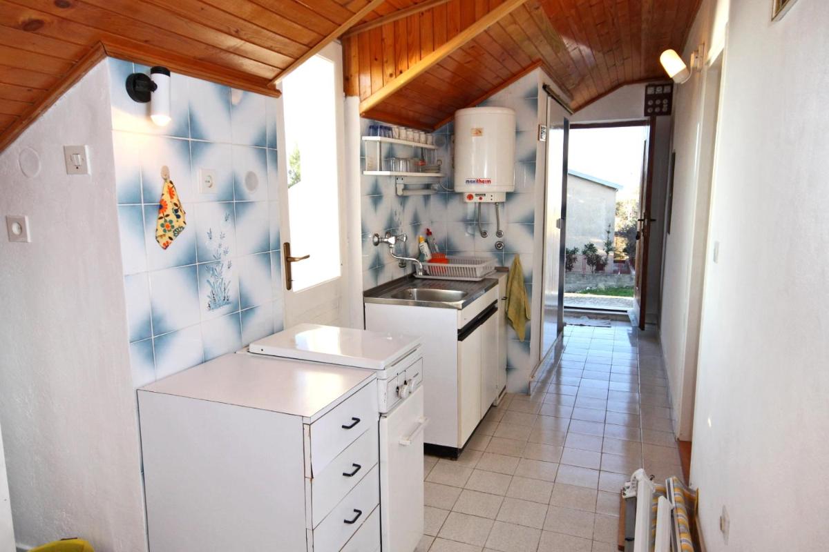 Apartments by the sea Businci, Ciovo - 6012 - Housity
