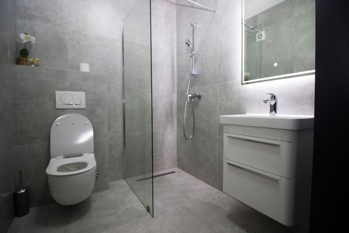 Jacuzzi Sauna SelfCheckIn Mystic - Hizvo