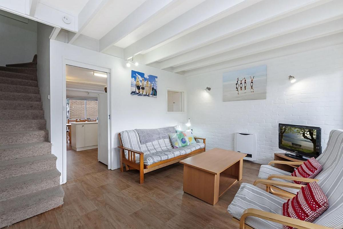 Beach Terrace 4 - Housity