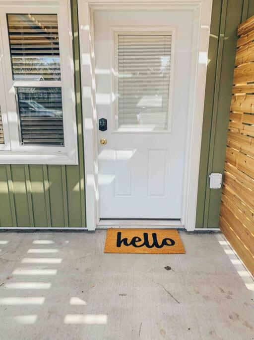 Shores of Erie Hideaway (Single Level Studio Apartment) - Housity