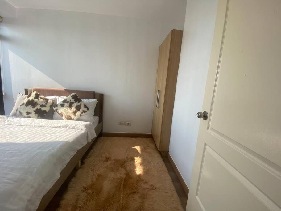 Suitetrails - Gorgeous Corner 1 BR Flat w/Sunset View ManilaBay