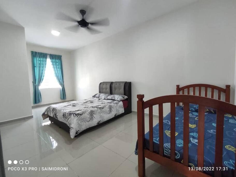 Sehmi's Homestay, Pagoh, Muar - Housity