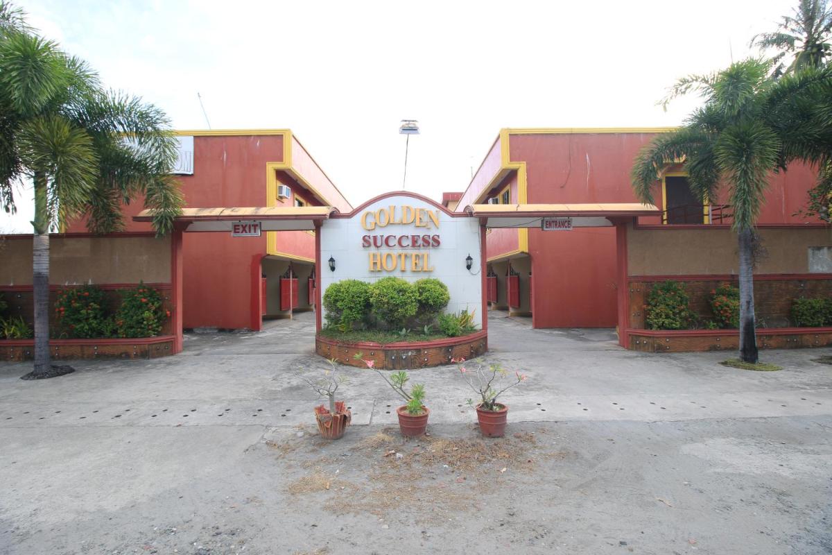 Golden Success Hotel I by RedDoorz - Housity
