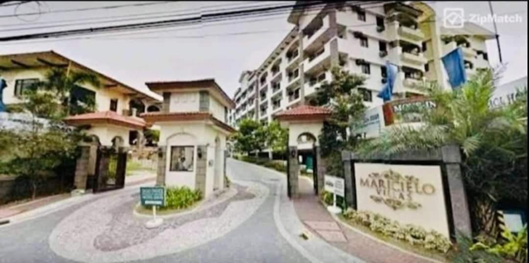 Spacious and lovely 2br condo near NAIA - Hizvo