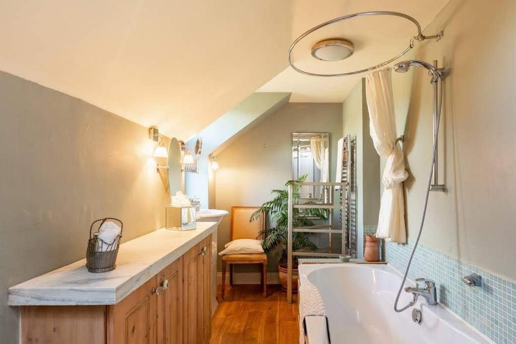 Kenmare Eco Lodge - Housity