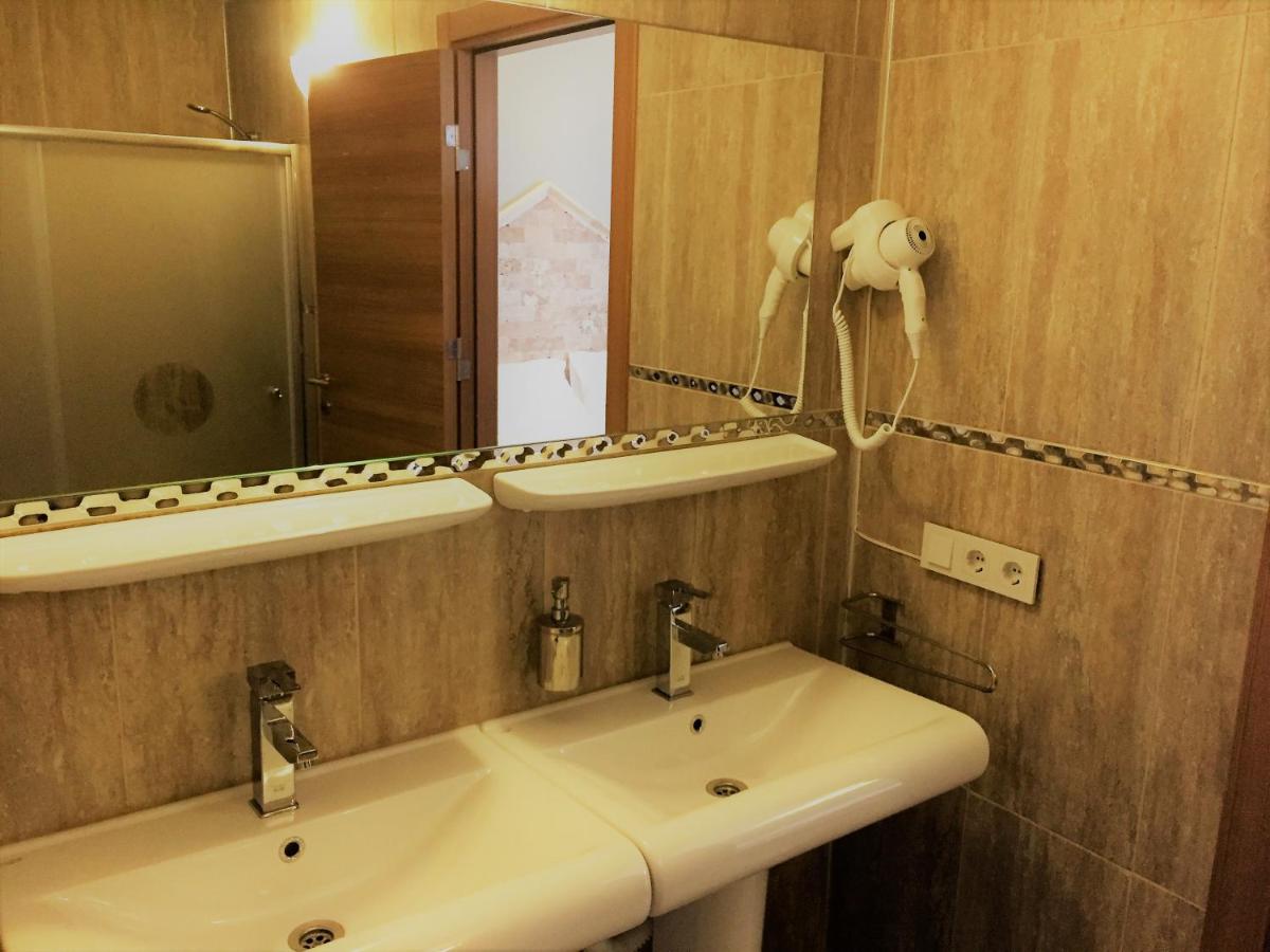 Grand Park Hotel Corlu City Center Bed and Breakfast - Housity