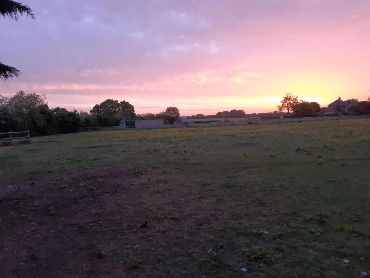 Glamping at the Retreat Wiltshire is rural bliss - Housity