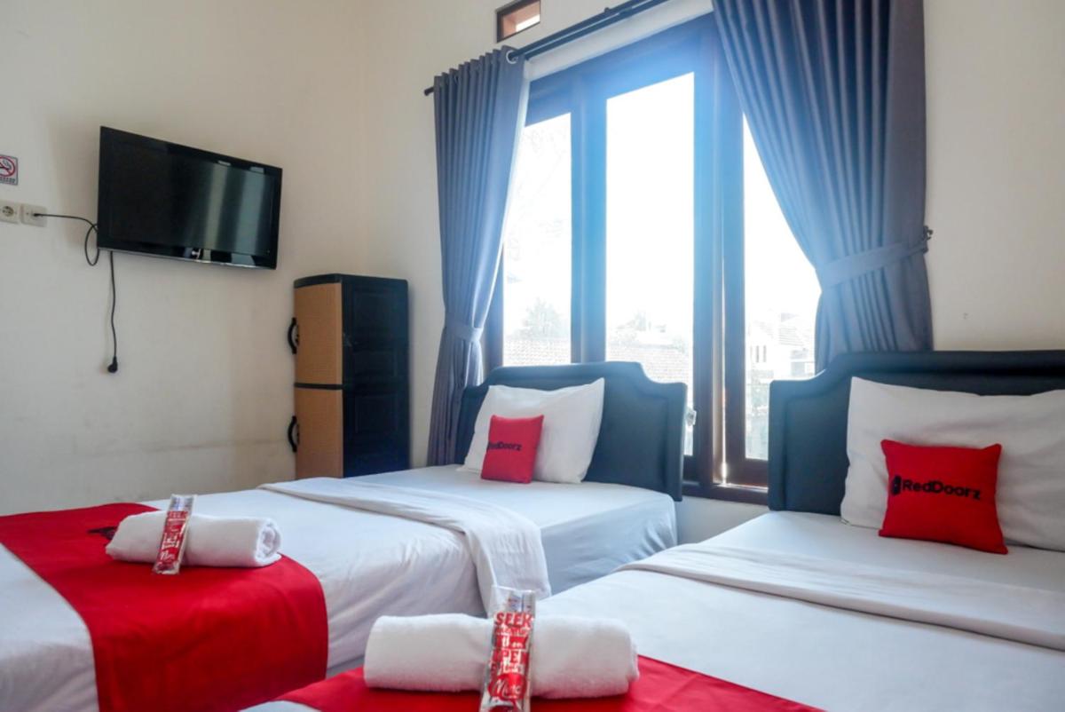 ReDdoorz At Mahameru Residence Yogyakarta - Housity