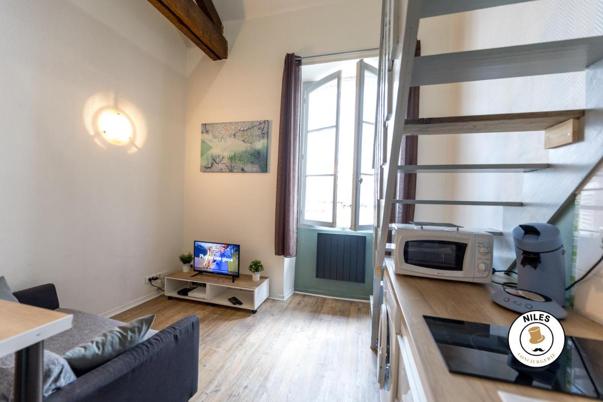 Le P'ti Pau - Centre de Pau - Appartement lit double - Housity