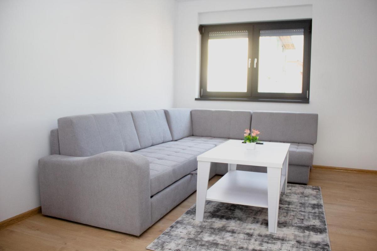 Apartments Swiss Travnik - Housity